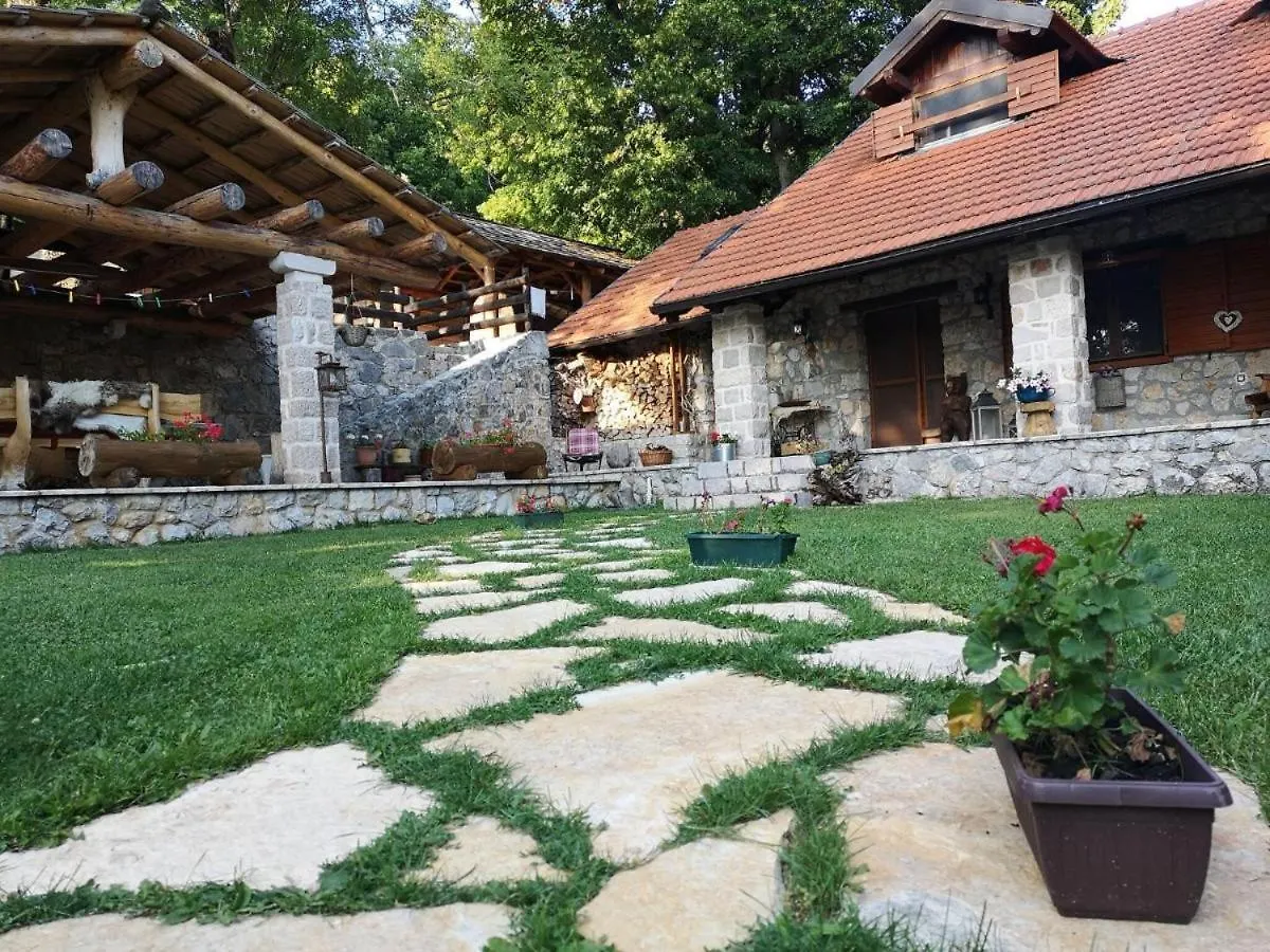 Luxury Chalet Regina Bruvno 0*,  Horvátország