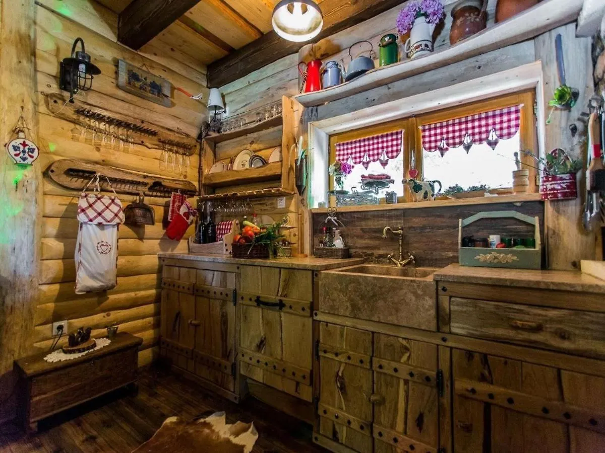 Luxury Chalet Regina Bruvno 0*,  Horvátország