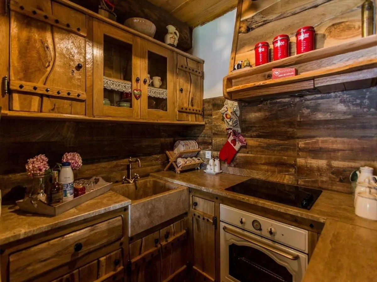 Luxury Chalet Regina Bruvno 0*,  Horvátország