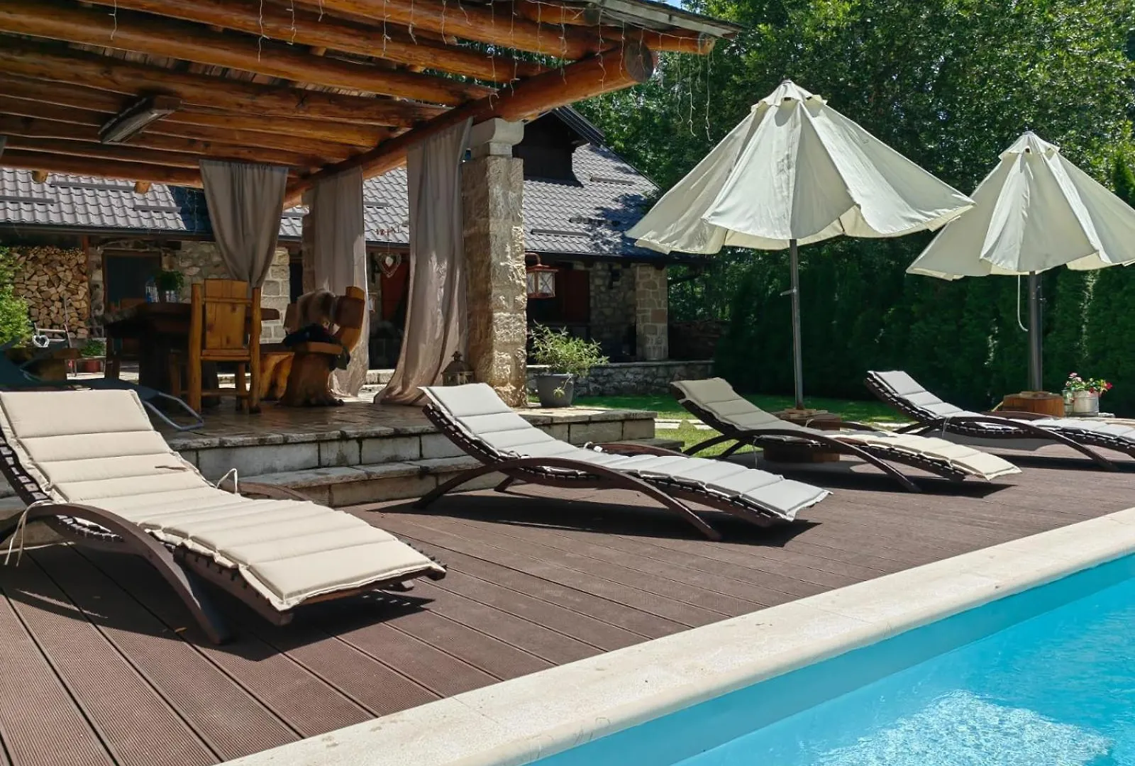 Luxury Chalet Regina Bruvno Croatia